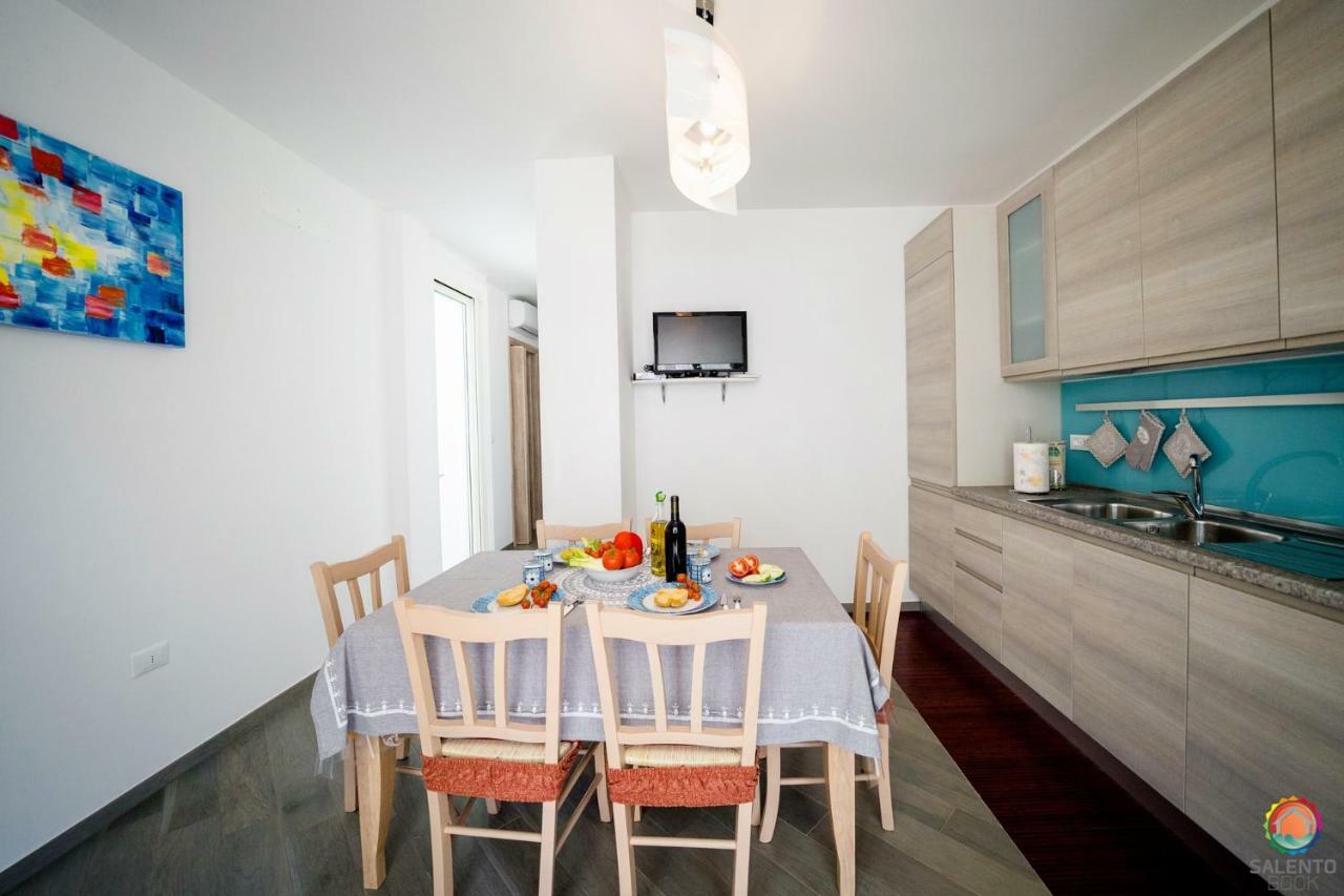 Perle Del Mare - Appartamenti Di Pregio 70M Spiaggia Pescoluse مارينا دي بيسكولوس المظهر الخارجي الصورة