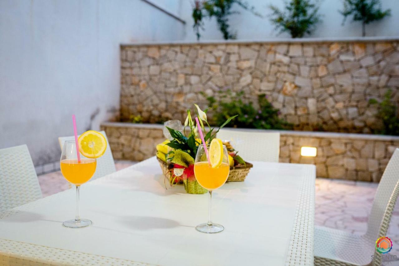 Perle Del Mare - Appartamenti Di Pregio 70M Spiaggia Pescoluse مارينا دي بيسكولوس المظهر الخارجي الصورة