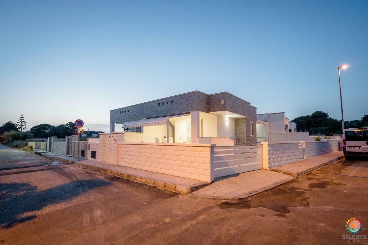 Perle Del Mare - Appartamenti Di Pregio 70M Spiaggia Pescoluse مارينا دي بيسكولوس المظهر الخارجي الصورة