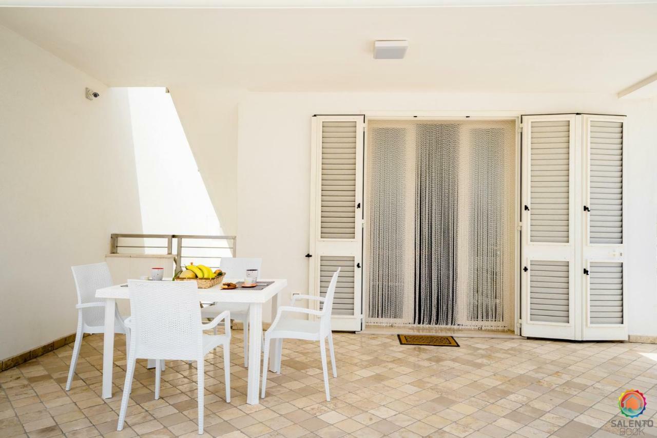Perle Del Mare - Appartamenti Di Pregio 70M Spiaggia Pescoluse مارينا دي بيسكولوس المظهر الخارجي الصورة